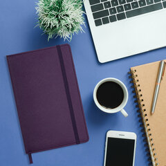 Ежедневник недатированный А5 138&times;213 мм, BRAUBERG &laquo;Base&raquo;, под кожу, 160 л., фиолетовый, 116256