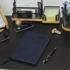 Ежедневник датированный 2026 А5 138&times;213 мм, BRAUBERG &laquo;Stylish&raquo;, под кожу, гибкий, темно-синий, 117096