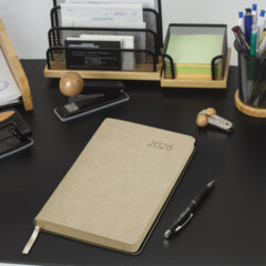 Ежедневник датированный 2026 А5 138&times;213 мм, BRAUBERG &laquo;Stylish&raquo;, под кожу, гибкий, бежевый, 117104