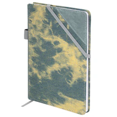 Блокнот А5 135&times;210 мм BRAUBERG &laquo;Denim&raquo;, ткань/<wbr/>экокожа, резинка, держатель, 80 л., клетка, синий, 117139