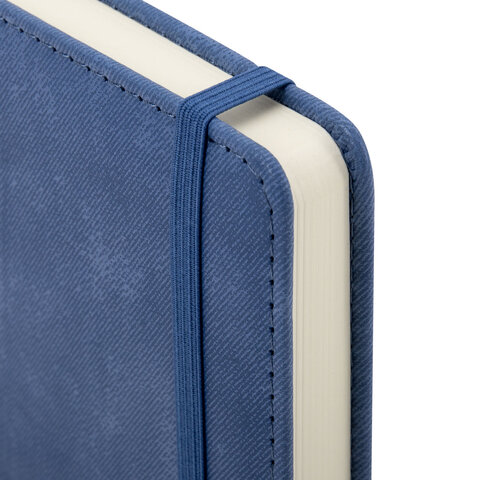 Ежедневник недатированный А5, 148x218 мм, BRAUBERG "Optimal", под кожу, резинка, держатель для ручки, синий, 118639 - фото 4