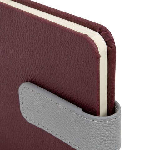 Еженедельник недатированный МАЛЫЙ ФОРМАТ 105х158 мм, BRAUBERG "Modern" под кожу, застежка, 64 листа, бордовый, 118658 - фото 3