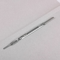 Скоросшиватель картонный мелованный BRAUBERG, гарантированная плотность 360 г/<wbr/>м<sup>2</sup>, красный, до 200 листов, 124575