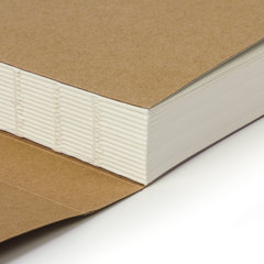 Скетчбук, слоновая кость 100 г/<wbr/>м<sup>2</sup>, 210&times;297 мм, 120 л., прошивка, BRAUBERG ART CLASSIC, 128960