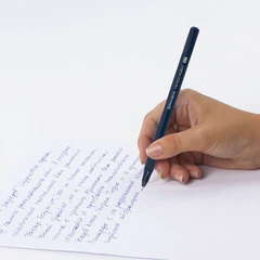 Ручка шариковая с грипом BRAUBERG &laquo;i-STICK DEEP BLUE&raquo;, СИНЯЯ, пишущий узел 0,7 мм, линия письма 0,35 мм, 144385