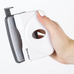 Дырокол BRAUBERG &laquo;Original&raquo;, до 20 листов, белый, 227787