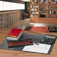 Коврик-подкладка настольный для письма (590&times;380 мм), с прозрачным карманом, черный, BRAUBERG, 236774