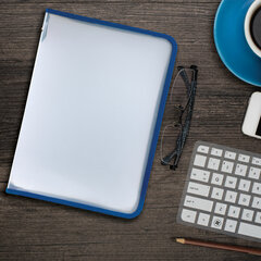 Папка для документов и тетрадей на молнии пластиковая BRAUBERG А4, 320&times;230 мм, прозрачная, 271713