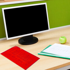 Папка-уголок жесткая прозрачная А4 BRAUBERG UNIVERSAL, красная, 0,15 мм, со штрихкодом, 273052