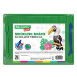 Доска для лепки А4, 280х200 мм, BRAUBERG KIDS, зеленая, 7 отделений для пластилина, 2 стека, 274258