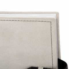 Фотоальбом BRAUBERG на 200 фотографий 10&times;15 см, под замшу, бумажные страницы, бокс, бежевый с коричневым, 390679