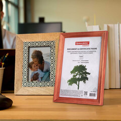 Рамка 15&times;20 см, дерево, багет 18 мм, BRAUBERG &laquo;Pinewood&raquo;, красное дерево, стекло, подставка, 391217