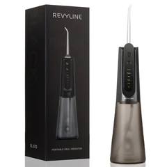 Ирригатор для полости рта REVYLINE RL 670, емкость резервуара 0,27 л, 2 насадки, черный