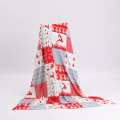 Плед новогодний 150&times;200 см, с изображением САНЕЙ ДЕДА МОРОЗА, полиэстер, 210 г/<wbr/>м<sup>2</sup>, ЗОЛОТАЯ СКАЗКА, 592531