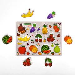 Рамка-вкладыш деревянная развивающая &laquo;Фрукты и ягоды&raquo;, 22&times;30 см, BRAUBERG KIDS, 665254