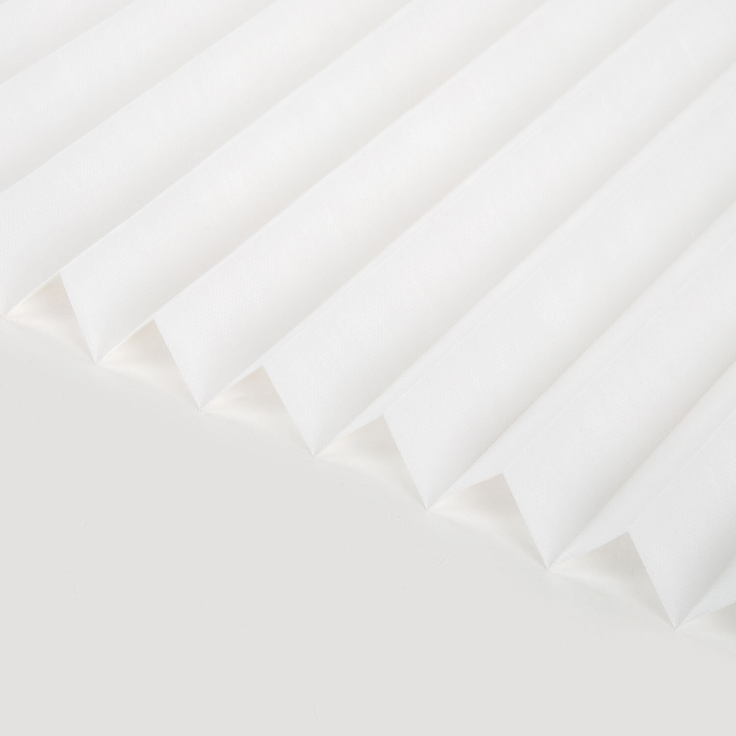 Жалюзи-плиссе, штора тканевая самоклеящаяся КОМПЛЕКТ 2 шт., BRABIX 60х180 см, "СТАНДАРТ", 60 г/м2, цвет белый, 700005