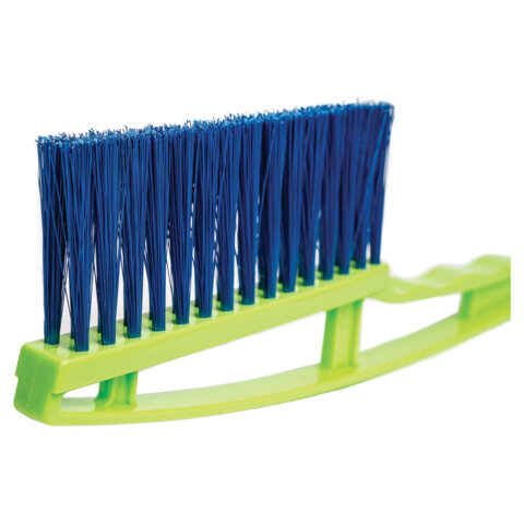 Щетка со скребком для снега автомобильная, мягкая щетина, 42см, Oktan, А3-01-02