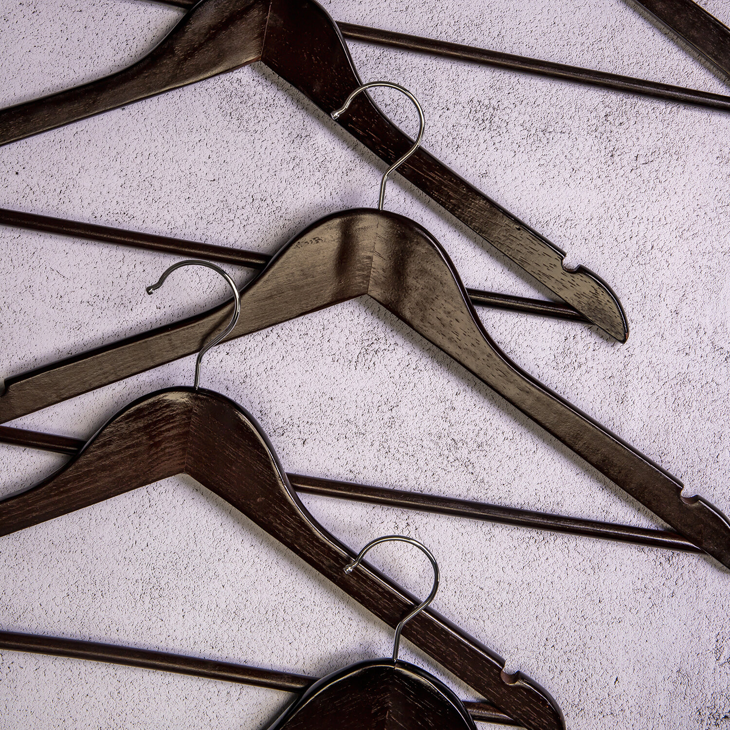 Вешалка-плечики КОМПЛЕКТ 5 шт., деревянные, перекладина, цвет шоколад, 48-50, BRABIX "Стандарт", 880299